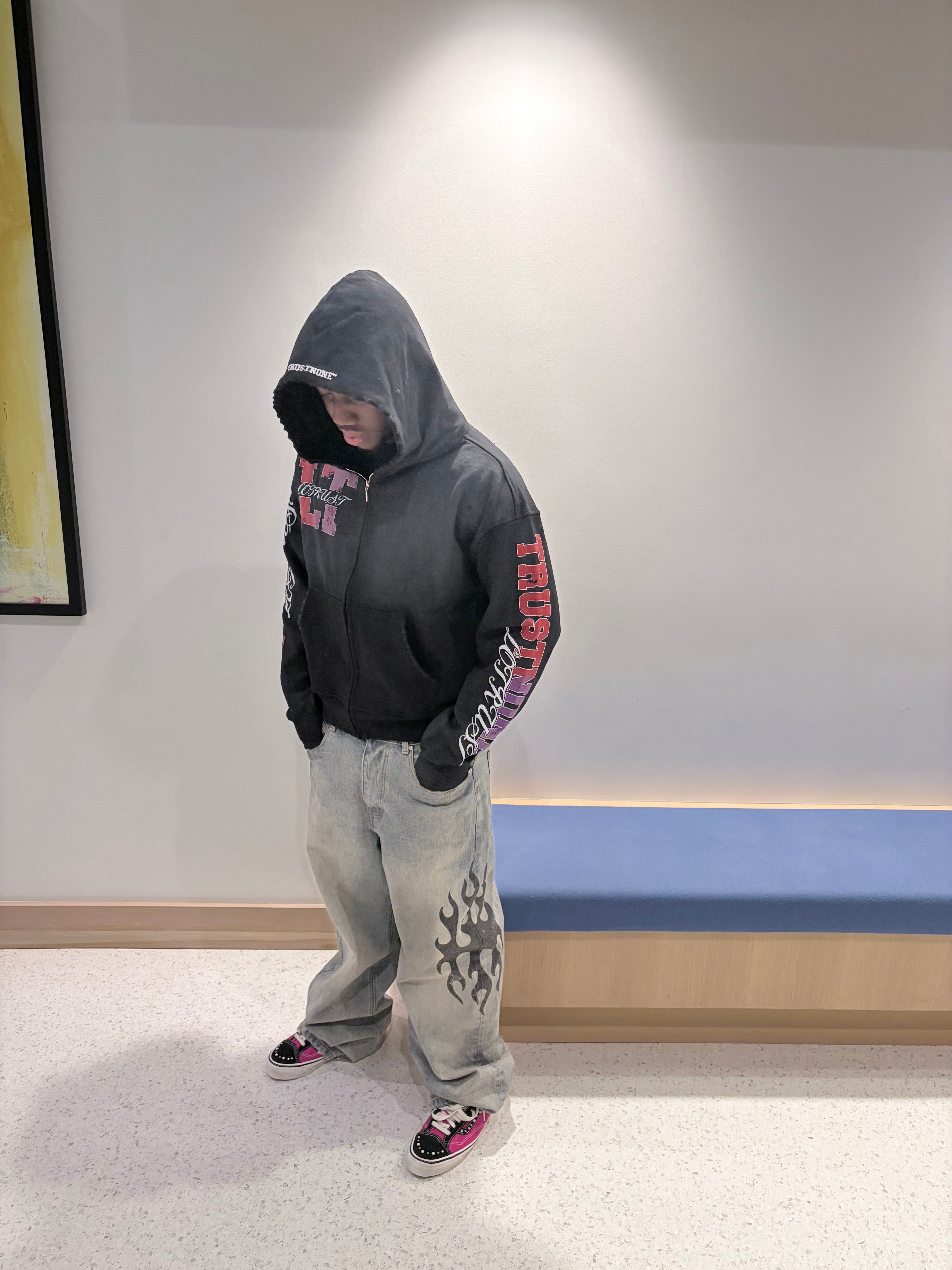 "TRUSTNONE ZIP"